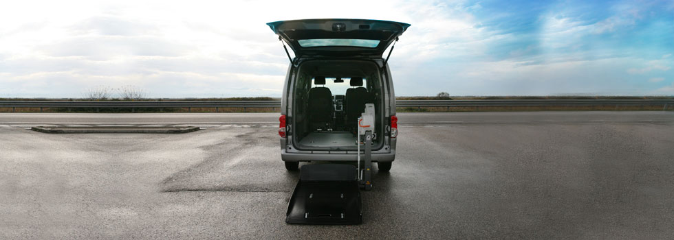 Nissan Evalia with Fiorella Wheelchair Lift